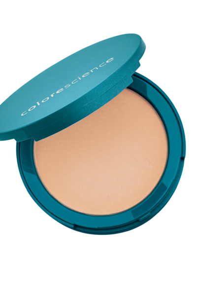 Natural Finish Pressed Powder Foundation With SPF 20